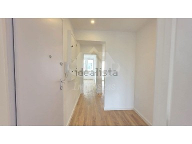 Arrendamento de apartamento T3 na Rua Avelino Salgado de Oliveira