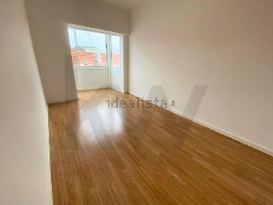 Arrendamento de apartamento T1 na Rua Passos Manuel