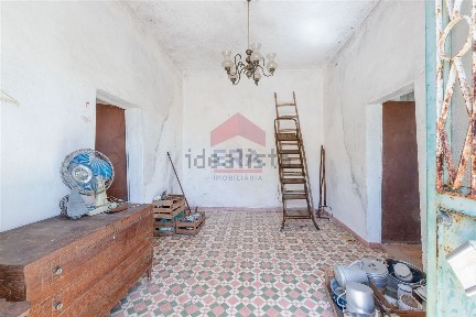 São Clemente, Santa Luzia, N396, 27 C