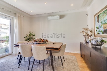 Apartamento T3 à venda na Avenida de Roma, 57