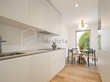 Apartamento T3 à venda na Rua Carlos George