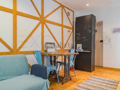 Apartamento T1 à venda na Travessa Teixeira Júnior