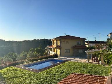 Moradia independente à venda em Jazente