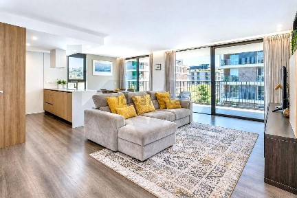 Apartamento T3 à venda na Rua do Pq. Norte s/n