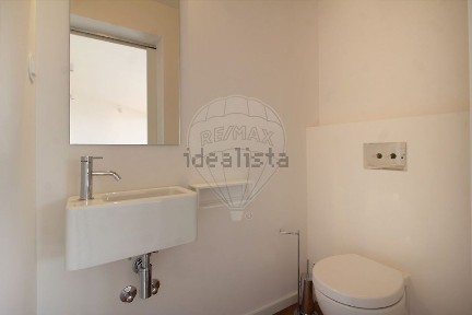Arrendamento de apartamento T2 na Avenida Doutor Lourenço Peixinho