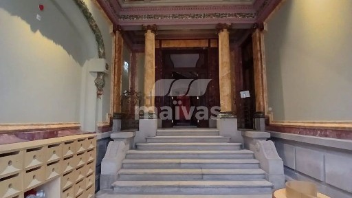 Apartamento T1 à venda na Rua do Duque de Loulé