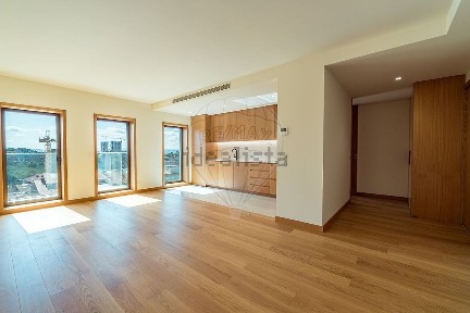 Apartamento T2 à venda na Rua da Fábrica Social