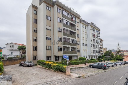 Apartamento T2 à venda na Rua Damião de Góis