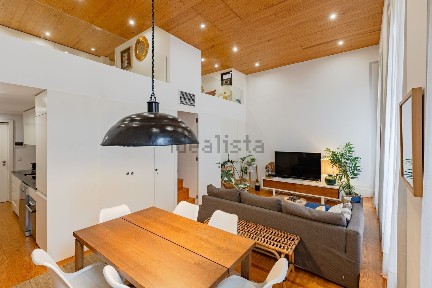 Apartamento T3 à venda na Rua de Santo Ildefonso, 23