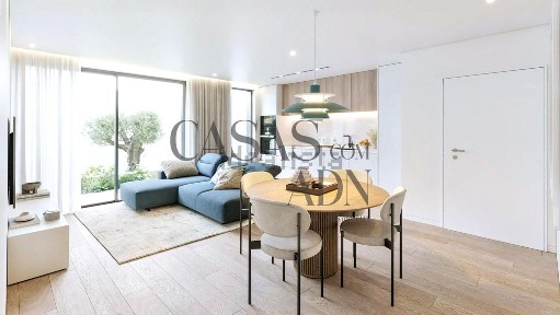 Apartamento T2 à venda na Rua do Santo António do Mudo