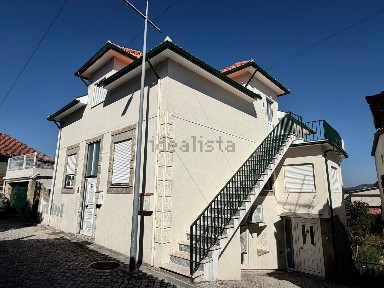 Arrendamento de apartamento T2 em Oliveira de Frades