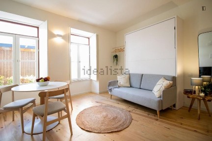 Arrendamento de apartamento T0 na Rua de Fernandes Tomás