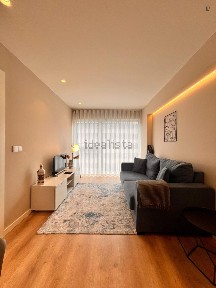 Arrendamento de apartamento T1 na Rua de Gonçalo Cristóvão