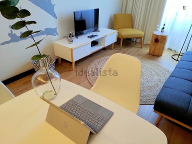 Arrendamento de apartamento T1 na Rua da Alegria