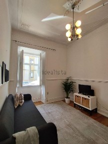 Arrendamento de apartamento T2 na Rua Correia Teles