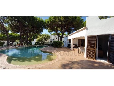 Albufeira e Olhos de Água, Olhos de Água, Bairro Balaia, Balaia Golf Village