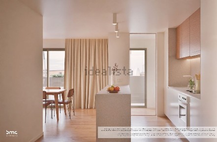 Apartamento T2 à venda na Rua da Cruz de Pau