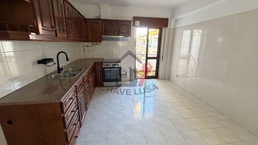 Apartamento T2 à venda em Nossa Senhora de Fátima