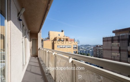 Apartamento T3 à venda no Centro