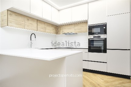 Apartamento T3 à venda na Santos Pousada