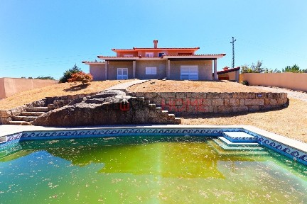 Casa ou moradia à venda em Salvador do Monte