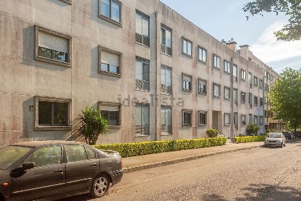 Apartamento T2 à venda na Rua Teófilo Braga