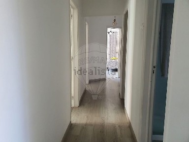 Arrendamento de apartamento T3 na Avenida Dom Nuno Álvares Pereira