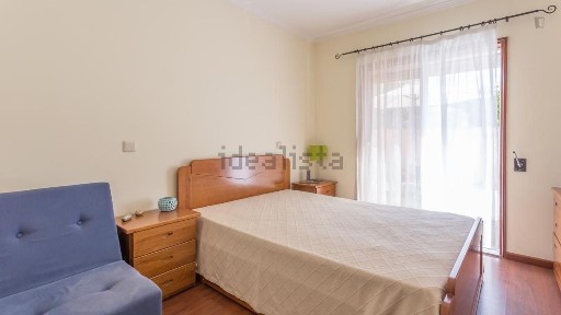 Arrendamento de apartamento T2 na Rua do Agro