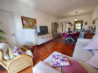 Apartamento T2 à venda na Rua Antero de Quental