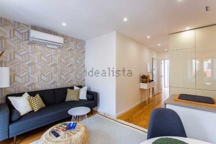 Arrendamento de apartamento T1 na Rua João de Castilho