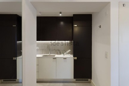 Arrendamento de apartamento T1 na Rua da Alegria
