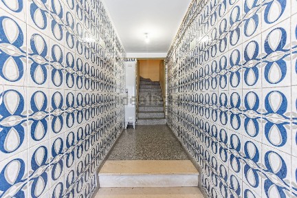 Apartamento T2 à venda na Rua da Alegria, 859