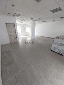 Arrendamento de espaço comercial na Cova da Piedade