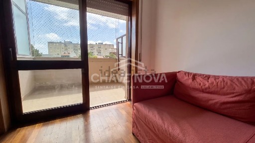 Apartamento T2 à venda na Avenida de Fernão de Magalhães