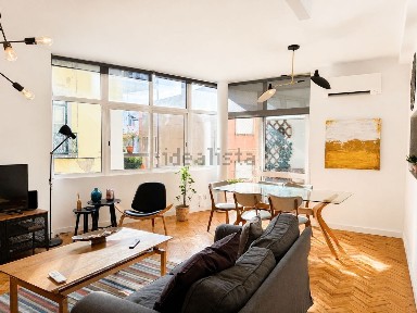 Apartamento T2 à venda na Rua Marcos Portugal, 91 b