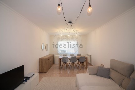 Apartamento T3 à venda na Travessa do Marques de Pte. de Lima
