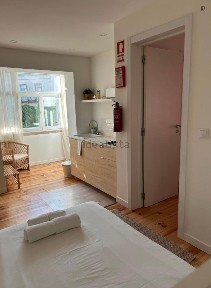 Arrendamento de apartamento T1 na Avenida Defensores de Chaves