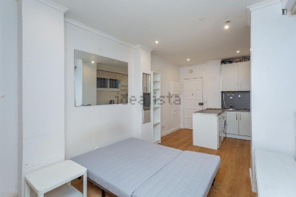 Arrendamento de apartamento T0 na Avenida do Brasil