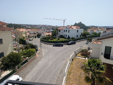 Apartamento T3 à venda na Rua Álvaro Pires Miranda