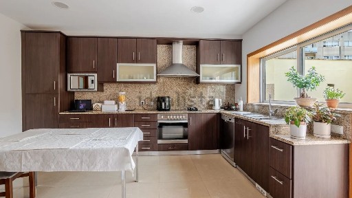 Casa ou moradia à venda na Rua Fernão de Magalhães