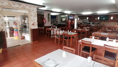 Espaço comercial à venda em Aver-o-Mar