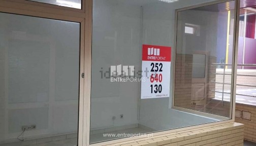 Espaço comercial à venda na Agro-Velho - Montgeron