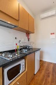 Arrendamento de apartamento T1 na Rua Moreira