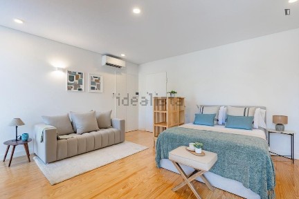 Arrendamento de apartamento T0 na Travessa do Carregal
