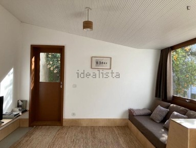 Arrendamento de apartamento T2 na Rua Sobre Ribas