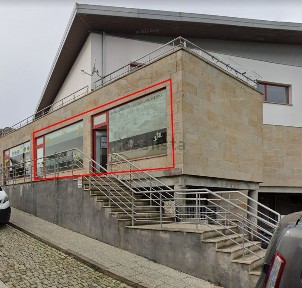 Espaço comercial à venda em Castro Laboreiro