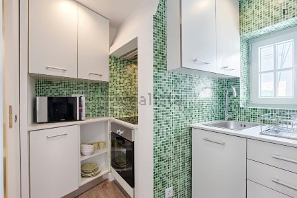 Arrendamento de apartamento T0 na Rua de Martim Vaz
