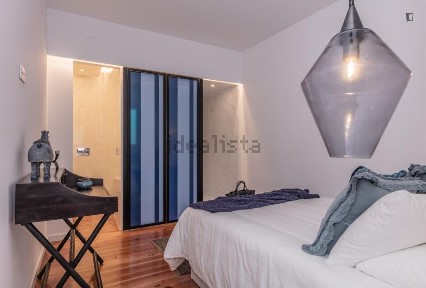 Arrendamento de apartamento T1 na Rua Capitão Leitão