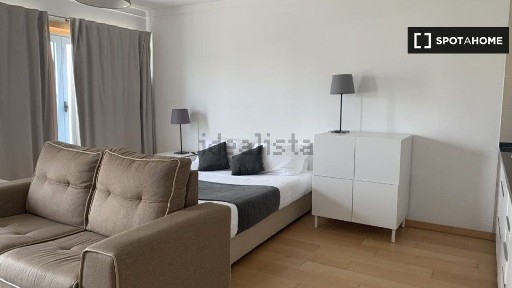 Arrendamento de apartamento T0 na Avenida Dom João II