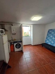T-3 Mobilado, Equipado+Pátio. Lisboa. Só 2 rendas. Pode ter PET.